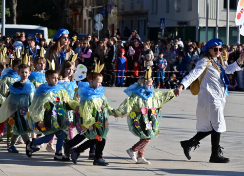 Fotografija 48 - Maškarana povorka prošla kroz grad (1)
