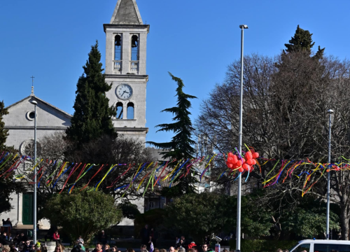 Fotografija 46 - Maškarana povorka prošla kroz grad (1)