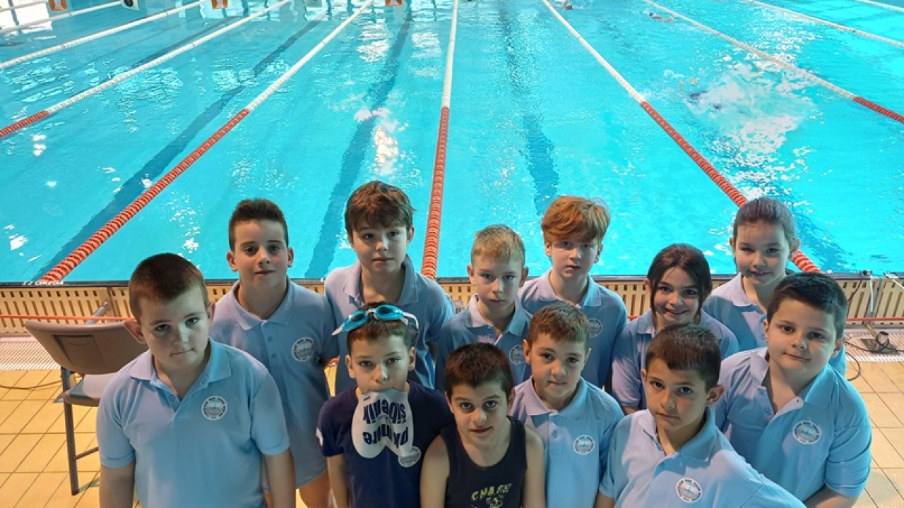 Članovi Mora Niko Koloper i Luka Šupe uzeli tri medalje na Prvenstvu Dalmacije za početnike