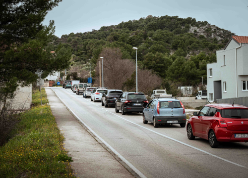 Zbog radova na tunelu Dumbočica, u gradu se stvaraju dugačke kolone