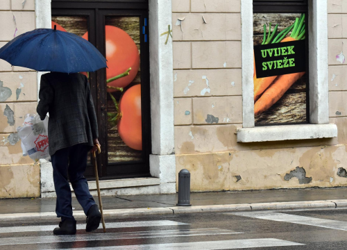 Grad Šibenik u ponedjeljak počinje isplatu 'uskrsnica' umirovljenicima
