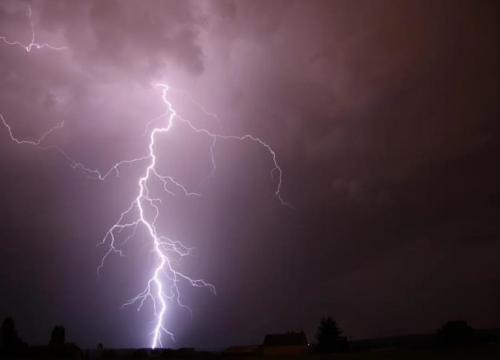 DHMZ izdao upozorenje na obilne oborine i moguće poplave