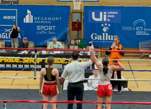 Fotografija 1 - FOTO: Laura Lokas prvakinja Hrvatske u K-1, Tonka Desanić viceprvakinja