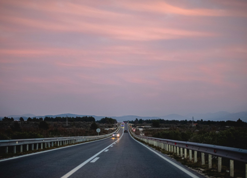 HAK: Zbog jake bure zatvorene ceste na obali