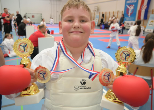 Fotografija 11 - FOTO: Karate klub Okit drugi ukupno na 'Kupu Jadrana' sa 37 medalja