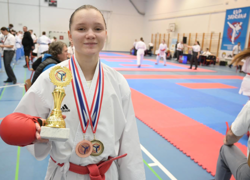 Fotografija 28 - FOTO: Karate klub Okit drugi ukupno na 'Kupu Jadrana' sa 37 medalja
