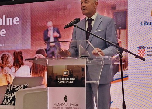 Fotografija 2 - Tjedan lokalne samouprave: Gradonačelnik Burić i ministri sastali se u Amadria Parku