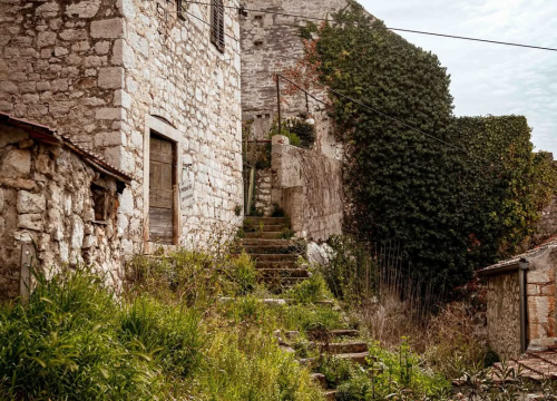 Fotografija 53 - Dolac – povijesna duša Šibenika s mediteranskim šarmom