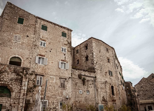 Fotografija 36 - Dolac – povijesna duša Šibenika s mediteranskim šarmom