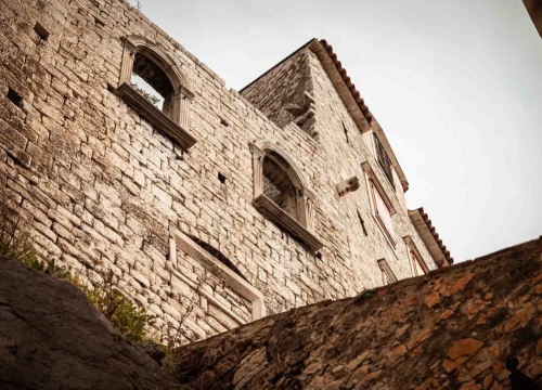 Fotografija 29 - Dolac – povijesna duša Šibenika s mediteranskim šarmom