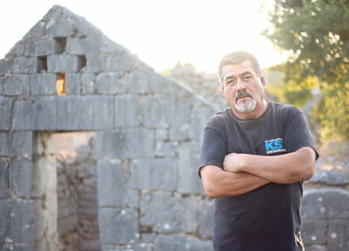 Preminuo Željko Karoglan Apač, branitelj koji je među prvima ušao u oslobođeni Knin