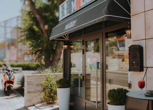 Fotografija 3 - FOTO Ne propustite jedinstveni imitatorski stand-up show Danka Ažića u Mozartu!