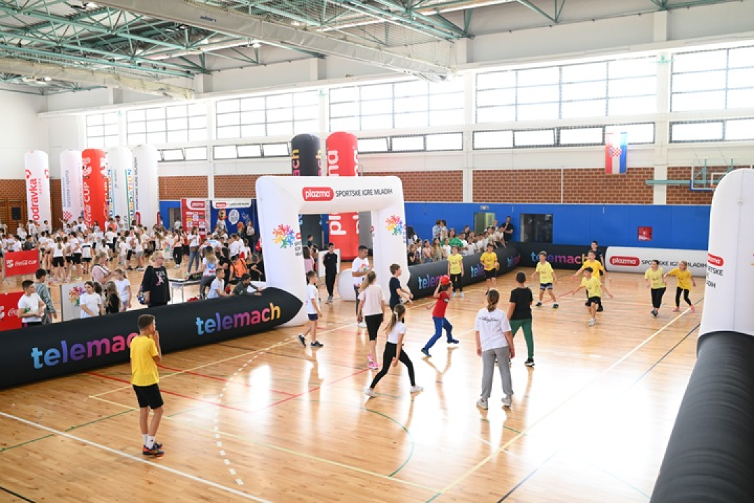 FOTO: Plamen Sportskih igara mladih dolazi u Šibenik