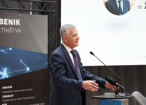 Fotografija 5 - Gradonačelnik Burić na forumu Lider invest: ‘Šibenik je predvodnik industrijskog procvata na jadranskoj obali’