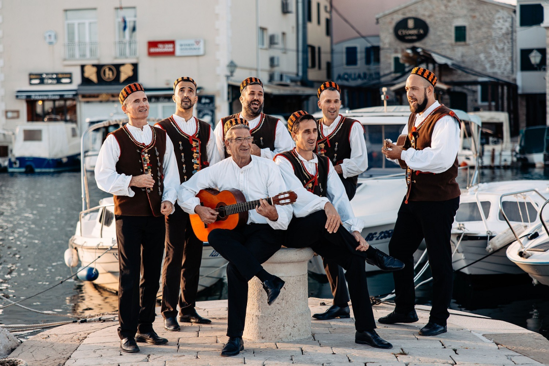 Turistički hit iz Vodica: 'U đir s klapom' dobitnik nagrade 'Simply the Best'