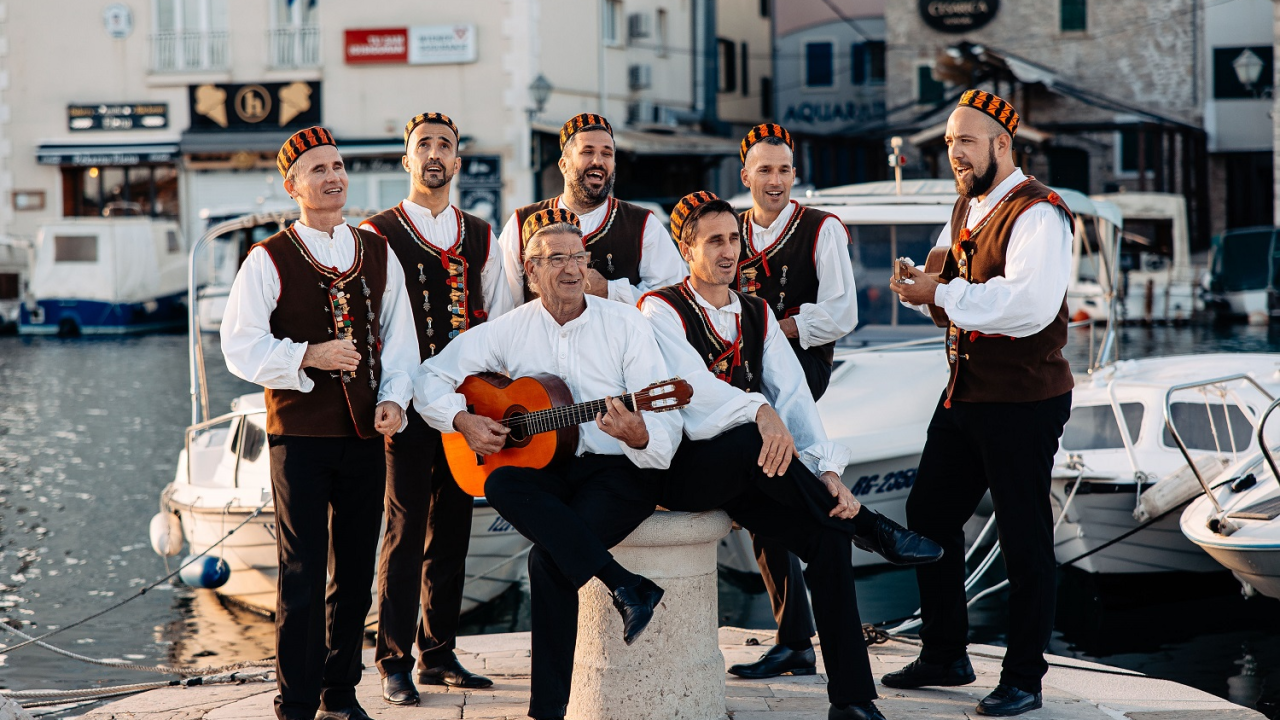 Turistički hit iz Vodica: 'U đir s klapom' dobitnik nagrade 'Simply the Best'