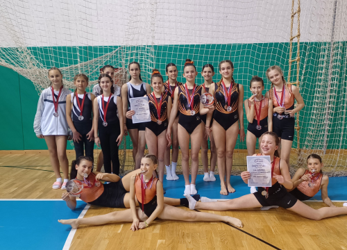 Fotografija 6 - FOTO: Gimnastičari Dišpeta nastupili u Solinu, u dvije konkurencije osvojili ekipnu prvu poziciju