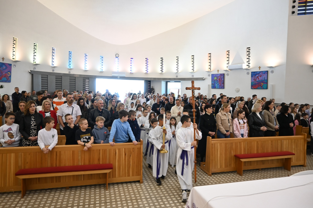 Dječji zbor sa zagrebačke Knežije gostovao u Župi sv. Ante Padovanskog na Šubićevcu