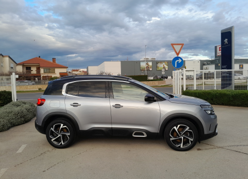 Fotografija 8 - Izdvojeno iz ponude AVIA Cars: Vaša destinacija za kvalitetna rabljena vozila po povoljnim cijenama!