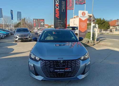 Fotografija 3 - Izdvojeno iz ponude AVIA Cars: Vaša destinacija za kvalitetna rabljena vozila po povoljnim cijenama!