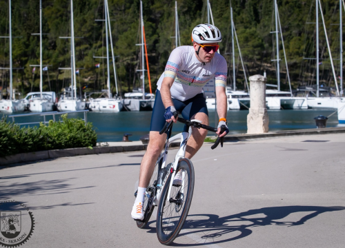 Fotografija 3 - FOTO: 'Skradin Granfondo': Ugodna biciklistička nedjelja završena uvjerljivom pobjedom Slovenca Kovačiča