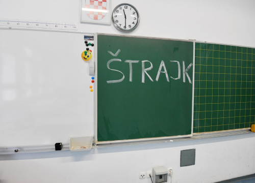 U šibenskim srednjim školama štrajka velika većina nastavnika, učenici opet odmaraju