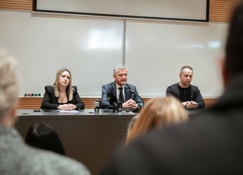 Fotografija 14 -  Potpisani ugovori za izradu glavnog i izvedbenog projekta Centra za mlade