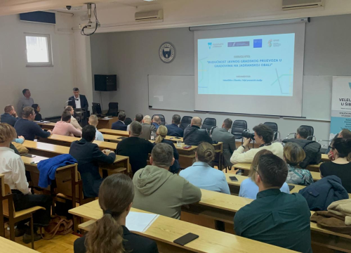 Fotografija 10 - U Šibeniku održan okrugli stol o budućnosti javnog gradskog prijevoza na Jadranu