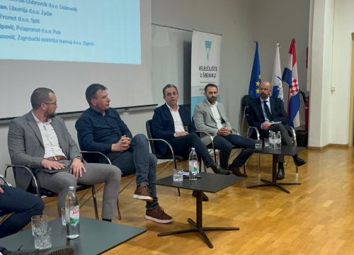Fotografija 11 - U Šibeniku održan okrugli stol o budućnosti javnog gradskog prijevoza na Jadranu