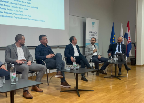 Fotografija 5 - U Šibeniku održan okrugli stol o budućnosti javnog gradskog prijevoza na Jadranu