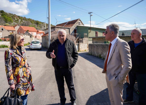 Fotografija 11 - Lepenica dobila vodovodnu mrežu: Gradonačelnik Burić i direktor Vodovoda u obilasku mjesta