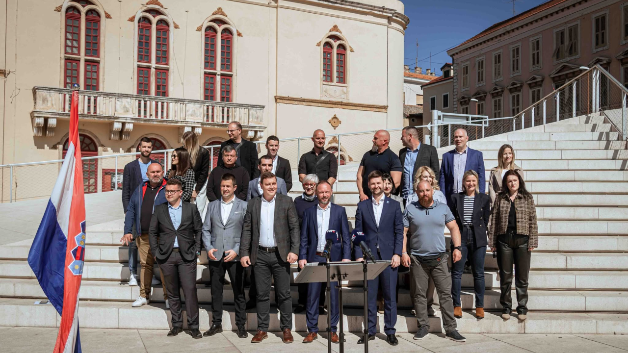 Florijan Žižić za župana, Goran Šimić za dožupana: Na Poljani se predstavila Nezavisna lista načelnika i vijećnika