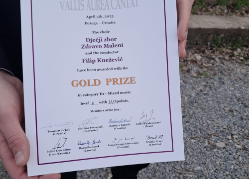 Fotografija 2 - 'Zdravo maleni' prvi na 10. međunarodnom natjecanju dječjih zborova