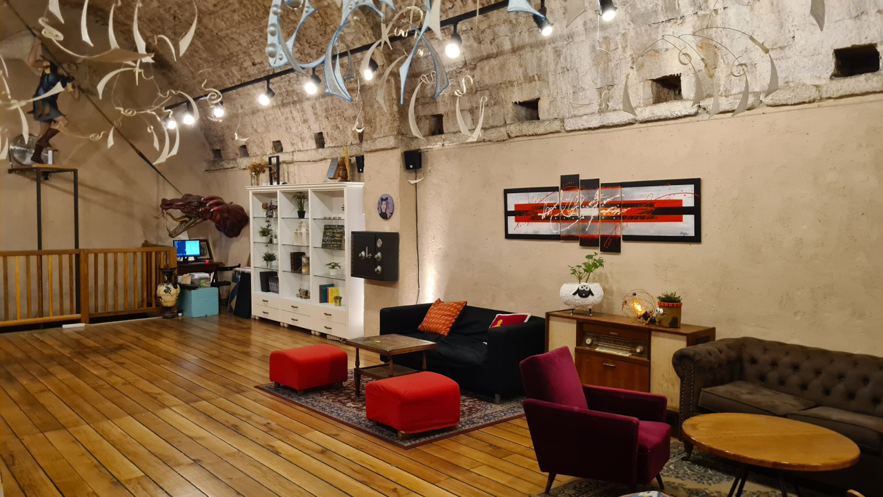 Umjetnost briše granice: U Azimutu uskoro otvorenje izložbe 'Vilenjaci' djece i mladih iz Centra 'Šubićevac'