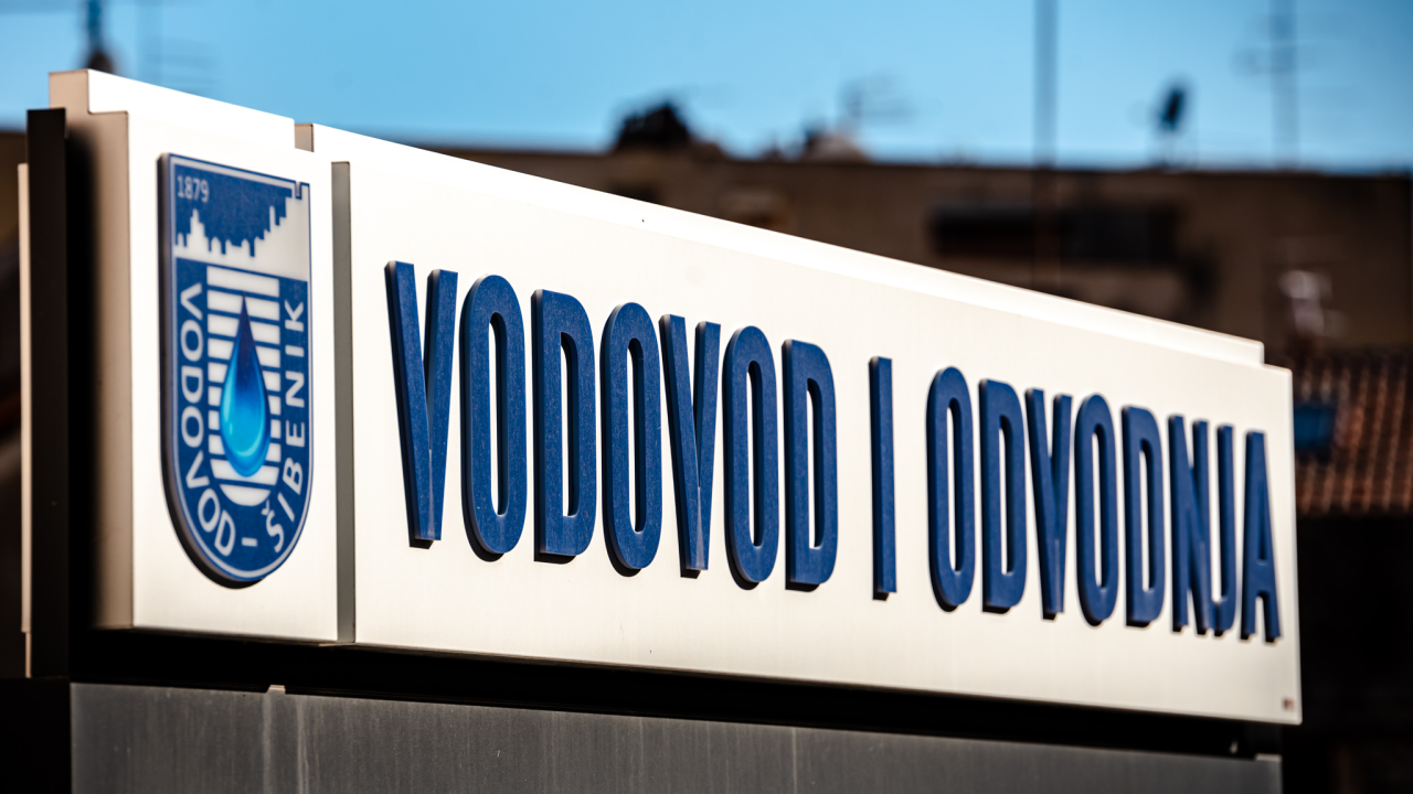 Puknuće cjevovoda u Dubravi, u tijeku je sanacija: 'Iz predostrožnosti prokuhavajte vodu za piće'