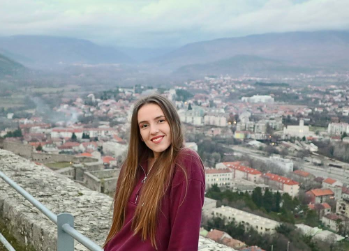 Fotografija 5 - Barbara Grgić Zagreb zamijenila Kninom