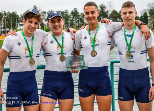 Fotografija 8 - Zlatna izvedba četverca bez: Sjajni uspjesi veslača VK Krka na Croatia Open regati