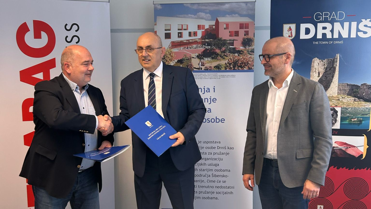 Potpisan ugovor između Grada Drniša i izvođača radova na Centru za starije osobe