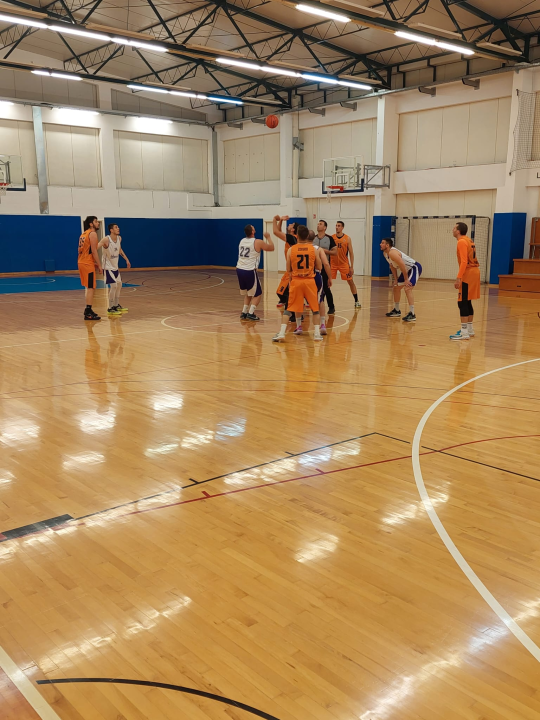 Šibenski košarkaški rekreativci započeli doigravanje: Karika i Zeko i potočić do prvih pobjeda