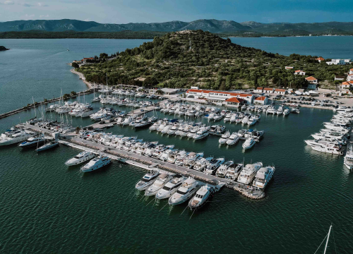 Fotografija 15 - FOTO: Uskrsna večera u Nomadu: Tri slijeda i glazbena poslastica uz Baby Kate