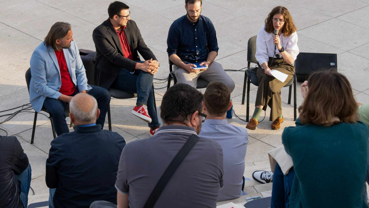 Tribina koalicije SDP Možemo! na šibenskoj Poljani: 'Stanovanje postaje luksuz za građane'