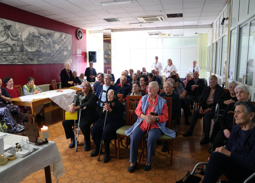 Fotografija 4 - Misa u Cvjetnom domu