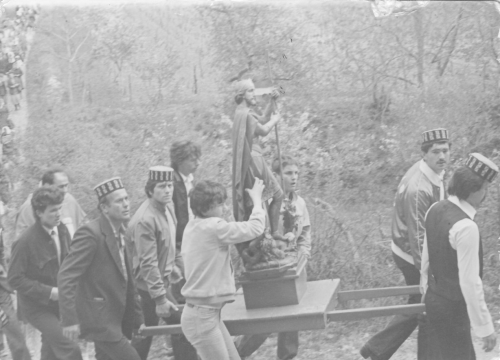 Fotografija 2 - Blagdan sv. Jure u Rupama: Priča o jednoj crkvi i običaju kroz objektiv prošlosti