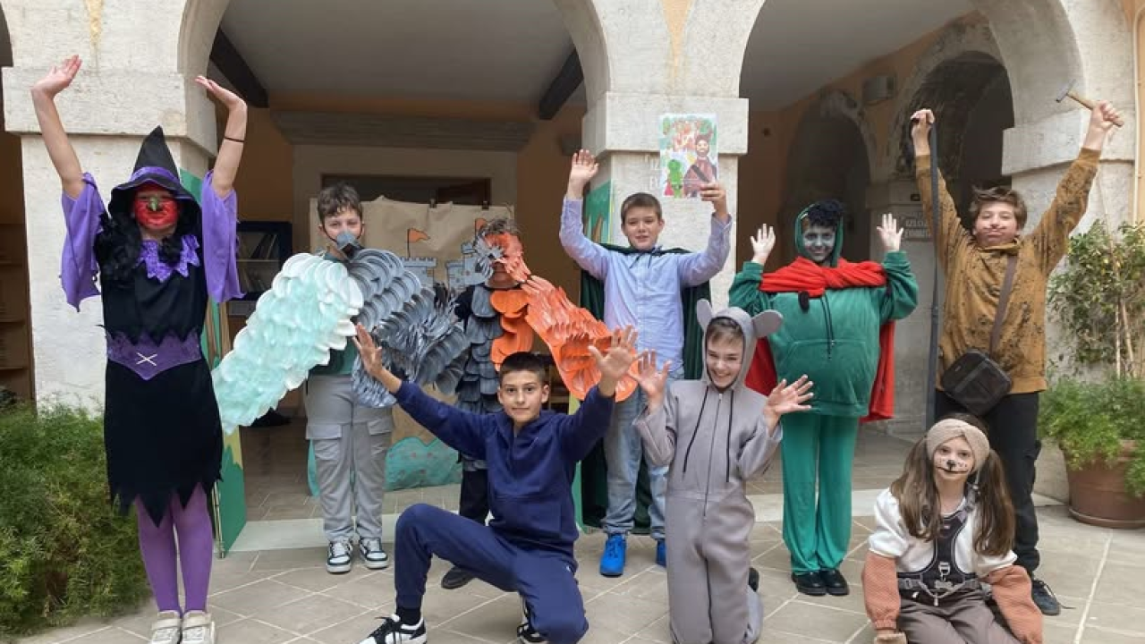 Četvrtaši iz Tisnog autori slikovnice koja će svoje mjesto pronaći na policama knjižnice