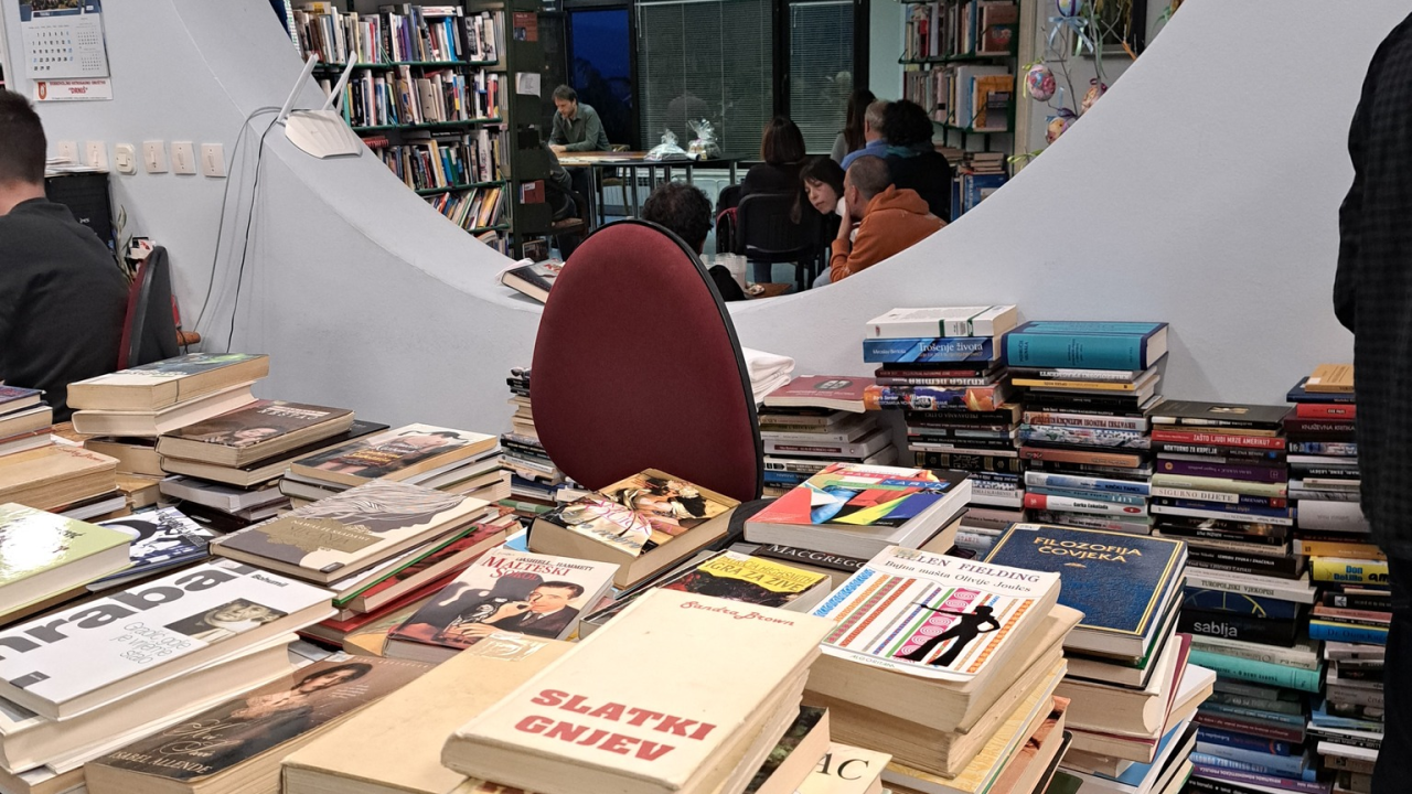 Drniška knjižnica proslavila Noć knjige uz 'Drniški libar', gradsku povijest i najčitatelje