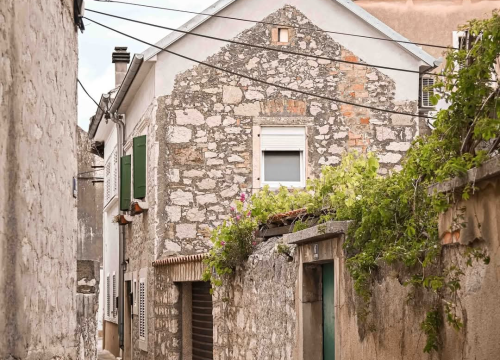 Fotografija 8 - Građa – šibenski kvart između stare gradske jezgre i tvrđava