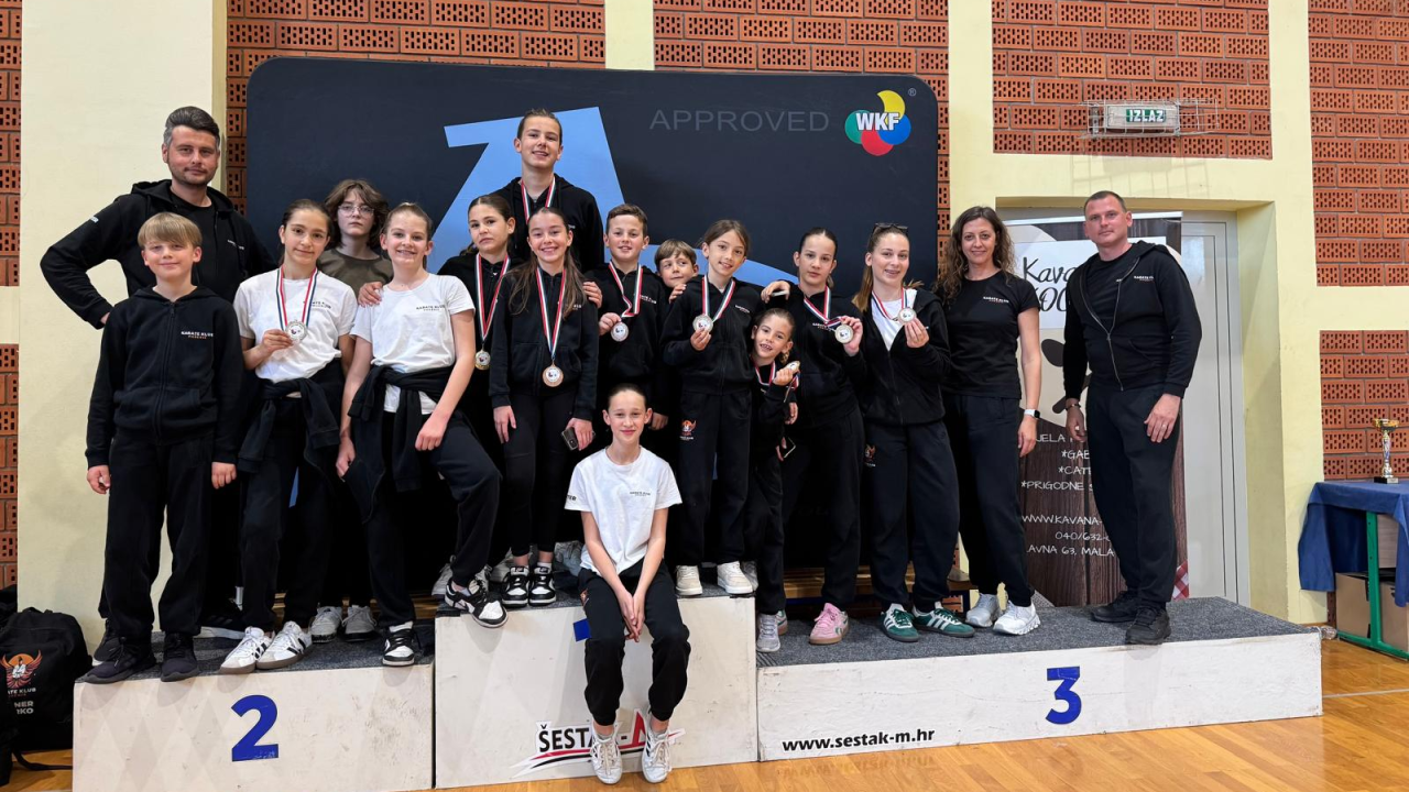 Karatašima Phoenixa deset medalja u Maloj Subotici