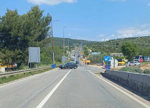 Fotografija 3 - Rizično i nedozvoljeno skretanje na dnu 'tri trake' kod Ražina: 'Bit će ovog cijelo ljeto'