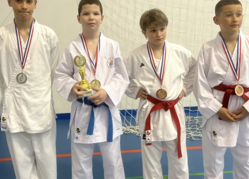 Fotografija 4 - FOTO Osvitaši osvojili pregršt medalja na Prvenstvu Dalmacije