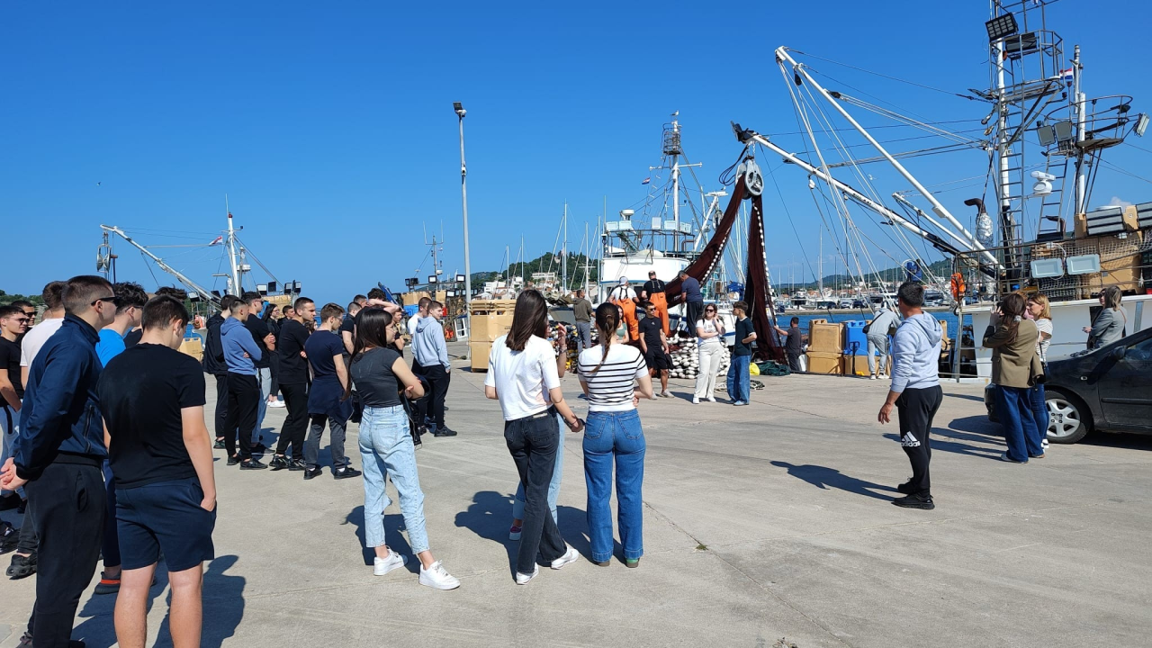 Od ribarske zadruge do chartera: Budući nautičari i tehničari upoznali ribarstvo i nautički turizam iz prve ruke